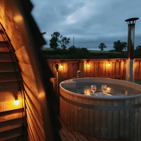 בית נופש Sandwath Farm By Wigwam Holidays קירקבי סטפן